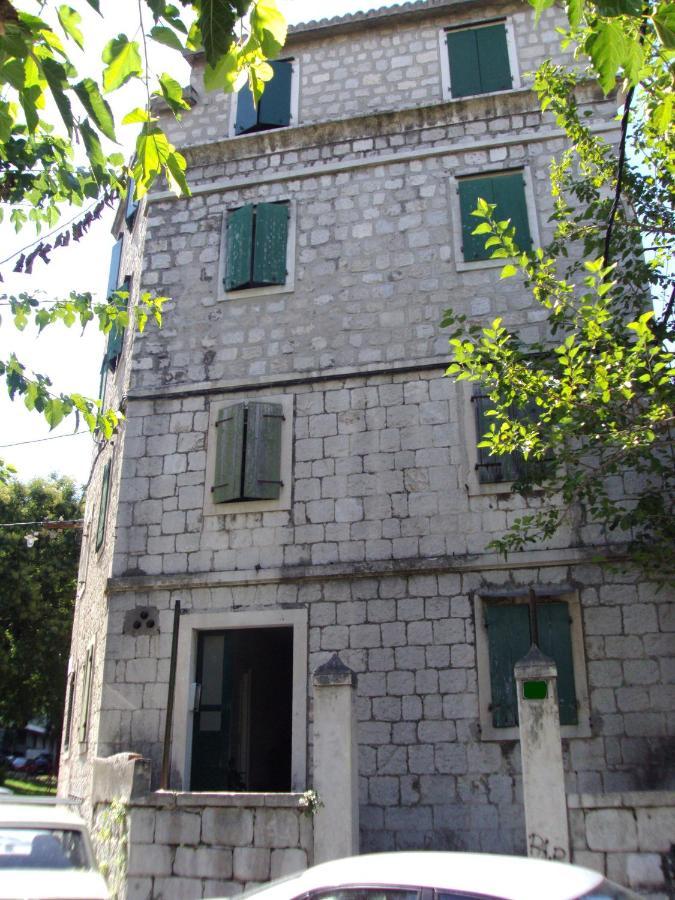 Studio Apartment Sretna Split Eksteriør billede
