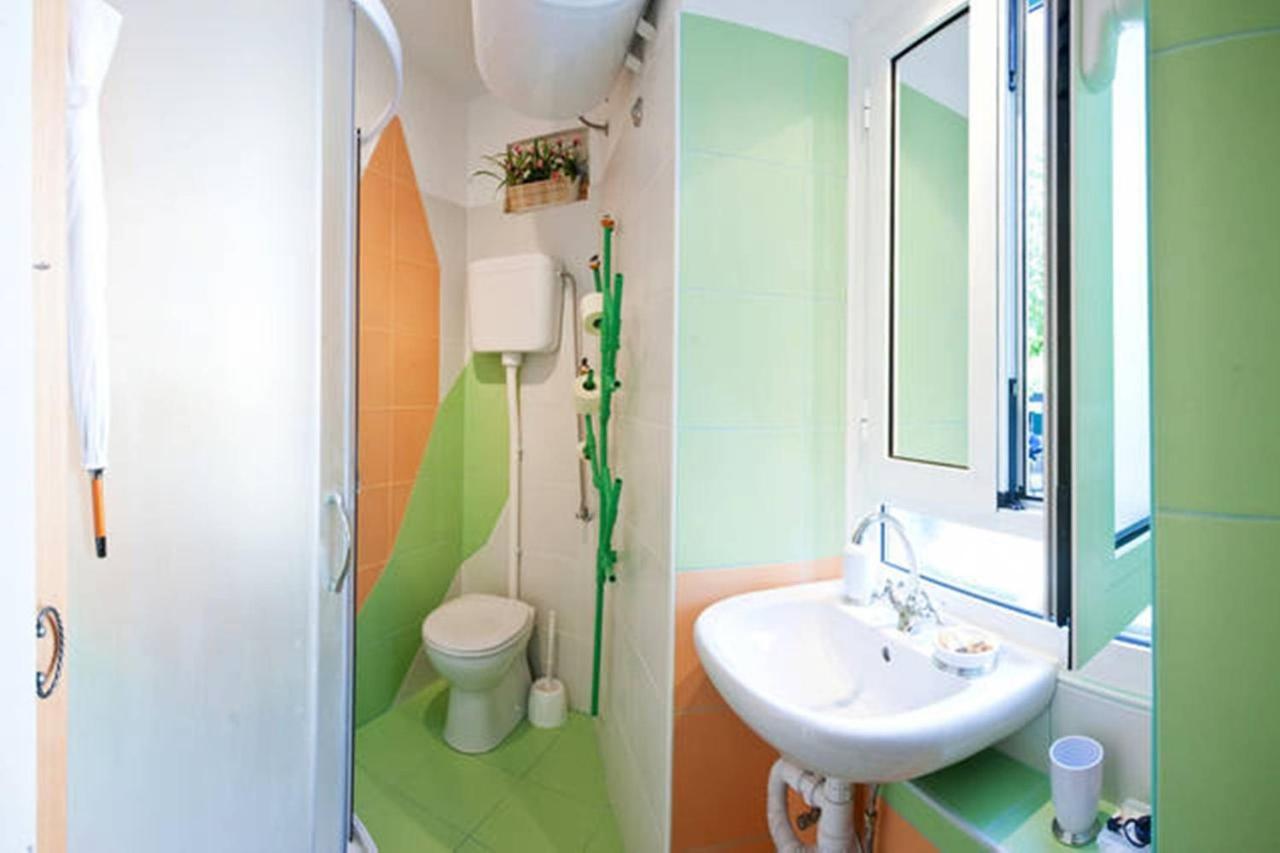 Studio Apartment Sretna Split Eksteriør billede